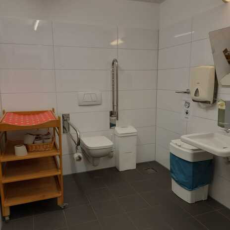 Ein behindertengerechtes WC